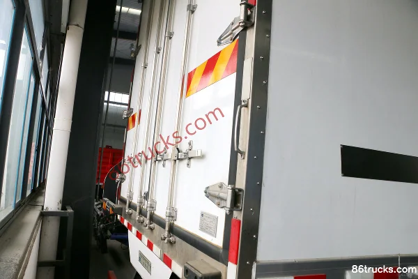 FAW Linghe 180 ch 4X2(6 roues) Camion frigorifique 7,8 m cabine avancée Carrosserie (3) | 86Trucks