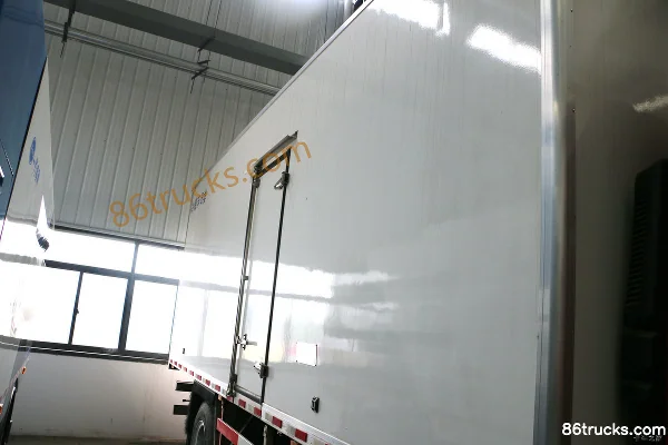 FAW Linghe 180 ch 4X2(6 roues) Camion frigorifique 7,8 m cabine avancée Carrosserie (1) | 86Trucks