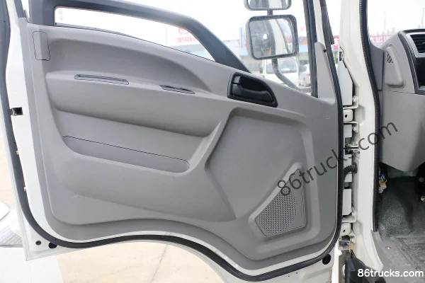 FAW Linghe Dongfang Star 143 ch 4X2(6 roues) 5,7 m camion léger à plate-forme avec cabine simple (1) | 86Trucks