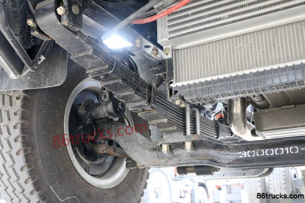 FAW Linghe Dongfang Star 143 ch 4X2(6 roues) 5,7 m camion léger à plate-forme avec cabine simple Châssis (2) | 86Trucks