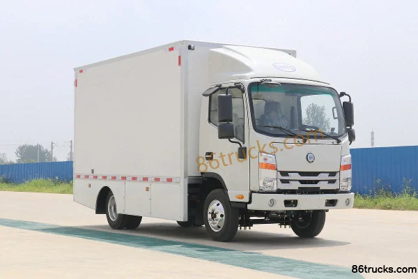 Xinchufeng Hengyuan 4.5T 4.05m Single Row Pure Electric Van Light Truck 76.87kWh 4X2(6 wheels) Exterior