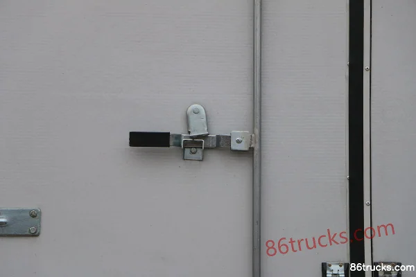 FAW Xiake K16 4.5T 5.99m Pure Electric Van Transport Truck 79.716kWh Cargo Box (3) | 86Trucks