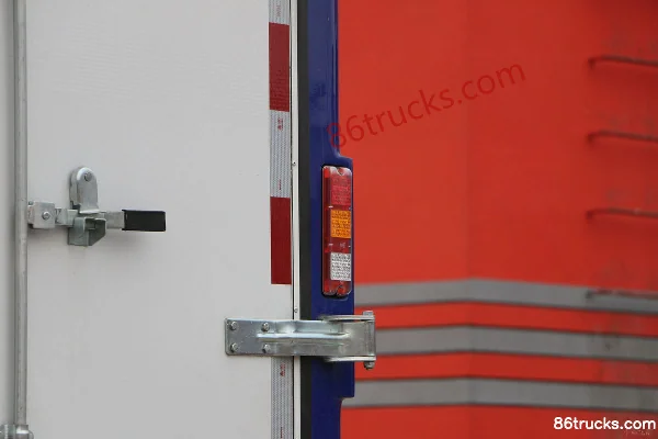 FAW Xiake K16 4.5T 5.99m Pure Electric Van Transport Truck 79.716kWh Cargo Box (2) | 86Trucks
