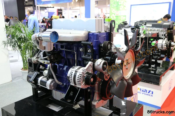 Yunnei Power YN4F136-30CR 200 hp 4.7L China IV Diesel Engine Exterior (3) | 86Trucks