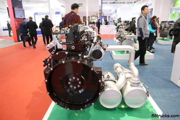 Yuchai YCS06270-60 270hp 6.2L China VI Diesel Engine Exterior (2) | 86Trucks