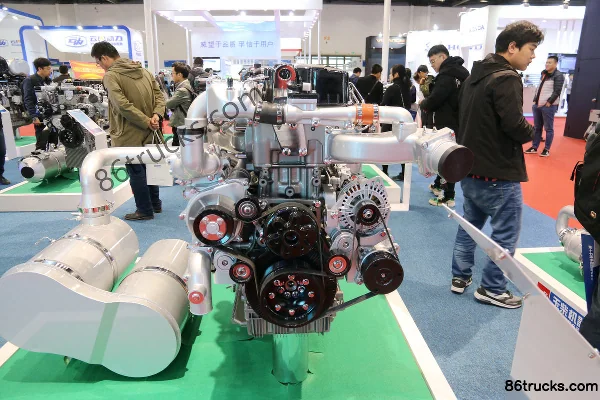 Yuchai YCK11460-60 460 ch 11L China VI moteur diesel Extérieur (3) | 86Trucks