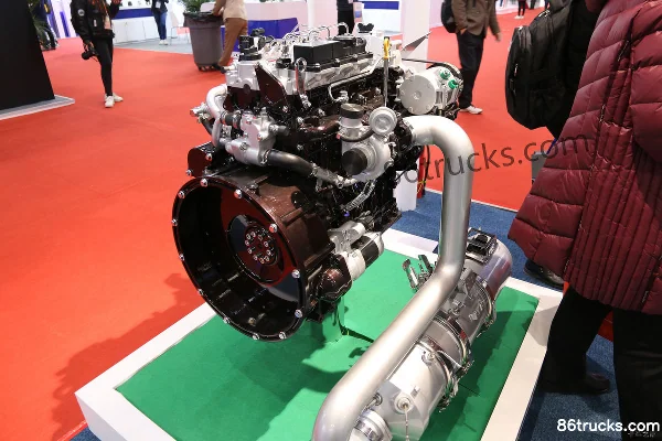 Yuchai YCY24140-60 140hp 2.4L China VI diesel engine Exterior (3) | 86Trucks