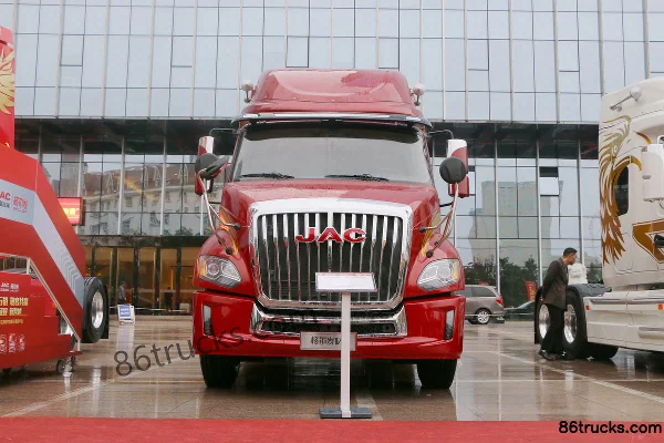 JAC Gallop V7 Heavy Truck 540hp 6X4(10 wheels) AMT Automatic Long-Nose Tractor Truck Exterior (2) | 86Trucks