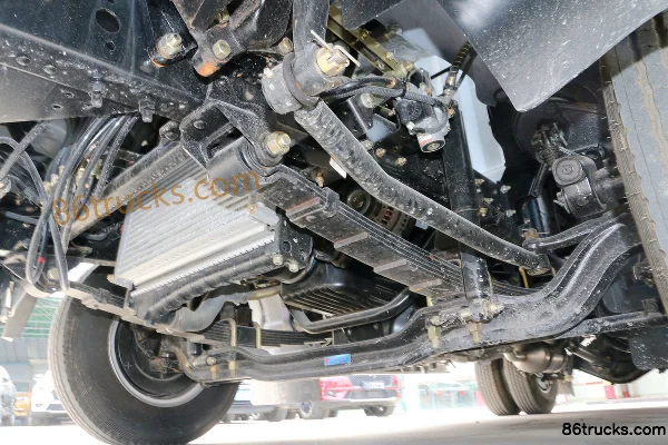 Dongfeng Kaipute K6-L 115 hp 4X2(6 wheels) 4.17m single-row van light truck Chassis (3) | 86Trucks