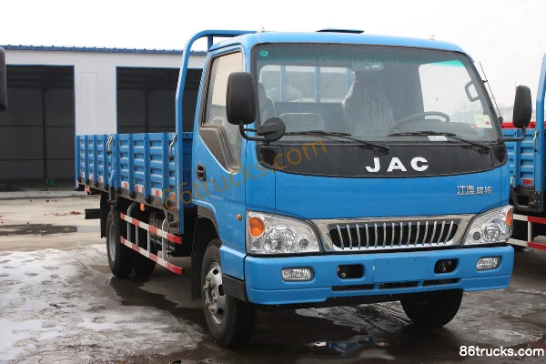 JAC Weiling 109hp 4X2(6 wheels) 5.2m single-row panel cargo truck Exterior (3) | 86Trucks