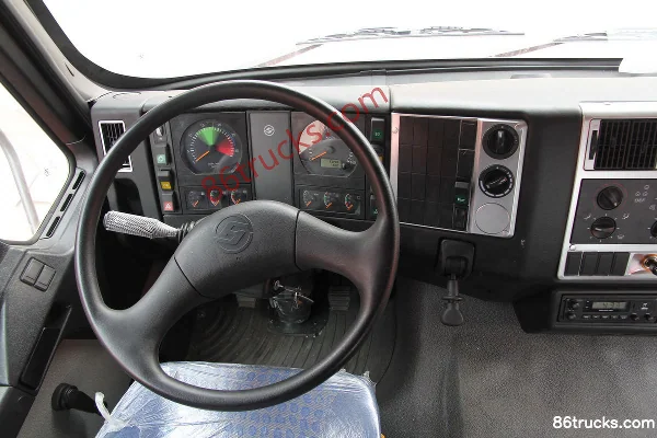 Sinotruk Yuanwei Heavy Truck 336 hp 6X4(10 wheels) Tractor Truck Cab (1) | 86Trucks