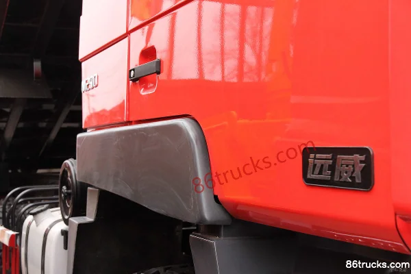 Sinotruk Yuanwei Heavy Truck 290 hp 6X4(10 wheels) 5.6m Dump Truck Exterior (2) | 86Trucks
