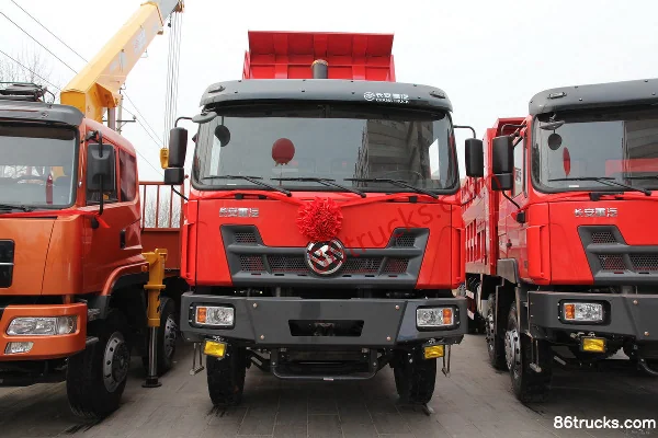 Sinotruk Yuanwei Heavy Truck 290 hp 6X4(10 wheels) 5.6m Dump Truck Exterior
