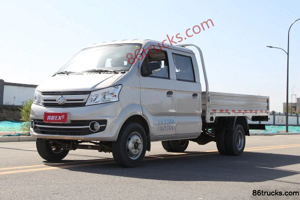 Changan Kuayue Wang X5 1.5L 112 hp 4X2(6 wheels) 3.1m Double Row Flatbed Light Truck (Long Cargo Box) Exterior (3) | 86Trucks