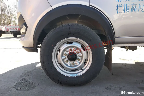 Changan Kuayue Wang X3 Luxury 1.6L CNG 105 hp 4X2(6 wheels) 2.71m double-row flatbed light truck (China VI) Chassis (2) | 86Trucks