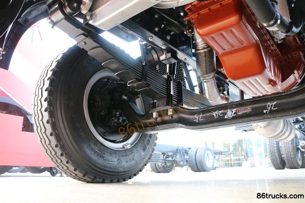 JAC Gallop K5L Heavy Truck 270hp 6X4(10 wheels) Crane Truck Chassis (China VI) (2) | 86Trucks