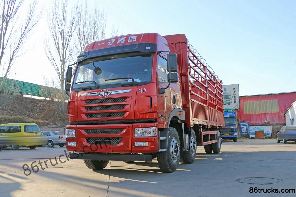 FAW Jiefang Qingdao HanV Heavy Truck 2.0 Edition 260 hp 6X2(8 wheels) 7.7m Stake Truck (Ratio 4.444) Exterior (3) | 86Trucks