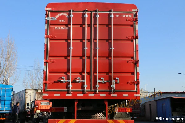 FAW Jiefang Qingdao HanV Heavy Truck 2.0 Edition 260 hp 6X2(8 wheels) 7.7m Stake Truck (Ratio 4.444) Body (1) | 86Trucks