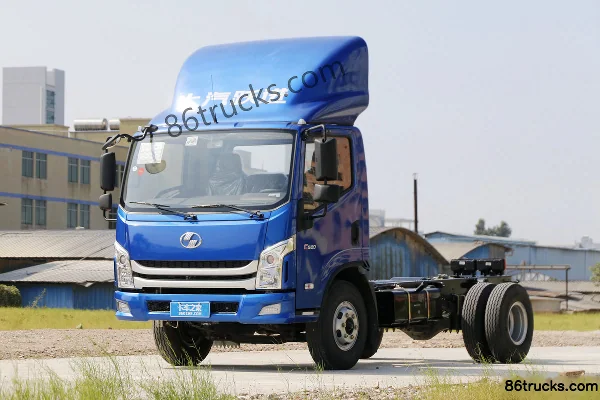 Yuejin Chaoyue C500-33 2019 140 ch 4X2(6 roues) camion fourgon 4,14 m cabine simple Extérieur (3) | 86Trucks