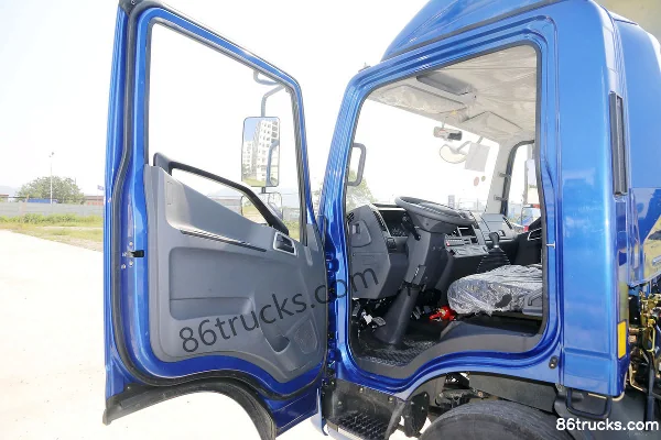 Yuejin Chaoyue C500-33 2019 140 ch 4X2(6 roues) camion fourgon 4,14 m cabine simple (1) | 86Trucks