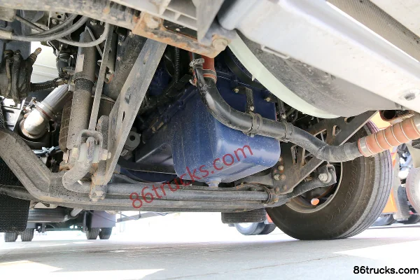 SHACMAN Delong M6000 340 hp 4X2(6 wheels) Cargo Truck Chassis (1) | 86Trucks