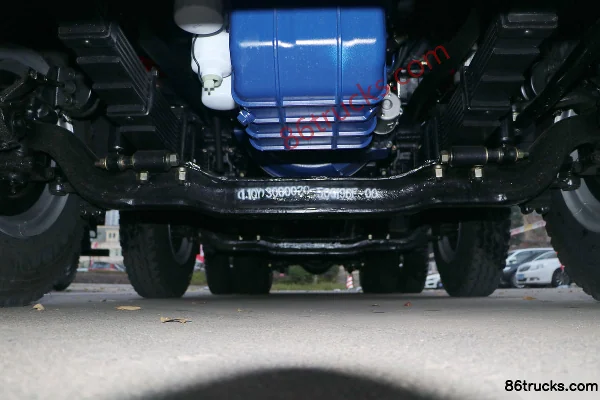 NanJun Ruiyu K60 300hp 8X4(12 wheels) 6m Dump Truck Chassis (1) | 86Trucks