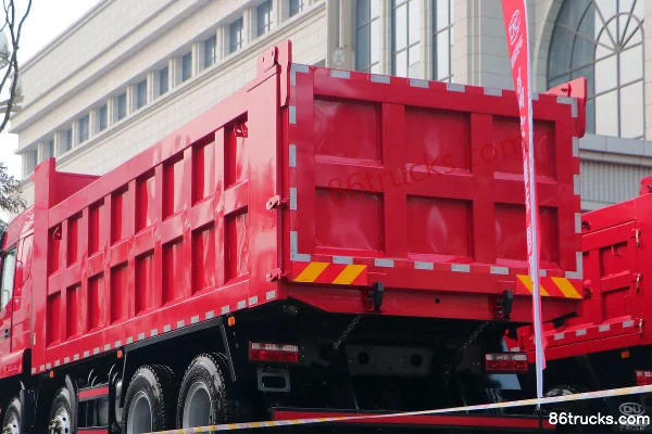 NanJun Ruiyu K60 300hp 8X4(12 wheels) 6m Dump Truck Body (1) | 86Trucks