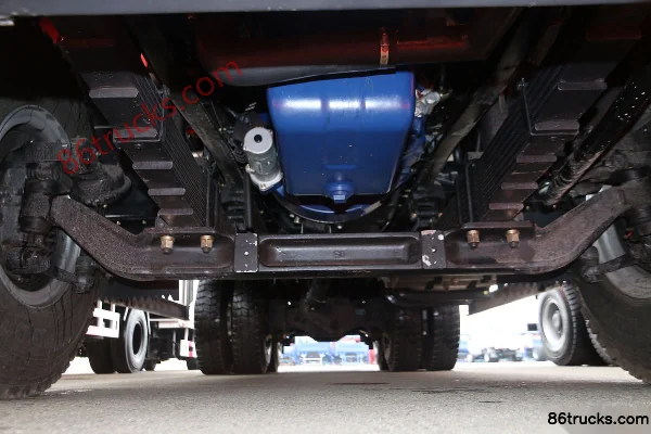 NanJun Ruiyu K50D 220 hp 6X4(10 wheels) 4.6m Dump Truck Chassis (1) | 86Trucks