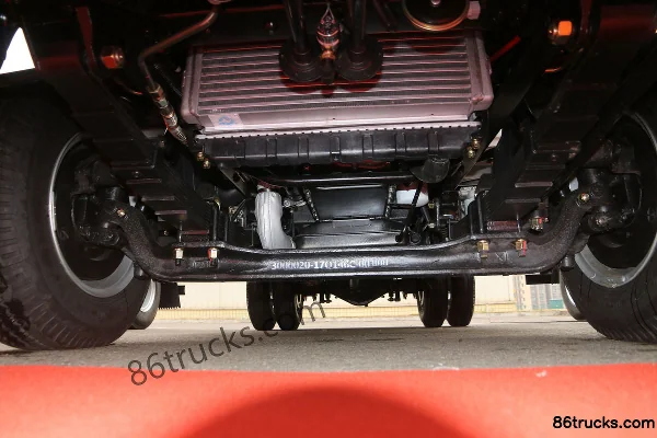 NanJun Ruijie D20P 87 hp 4X2(6 wheels) 3.3m Dump Truck Chassis (1) | 86Trucks
