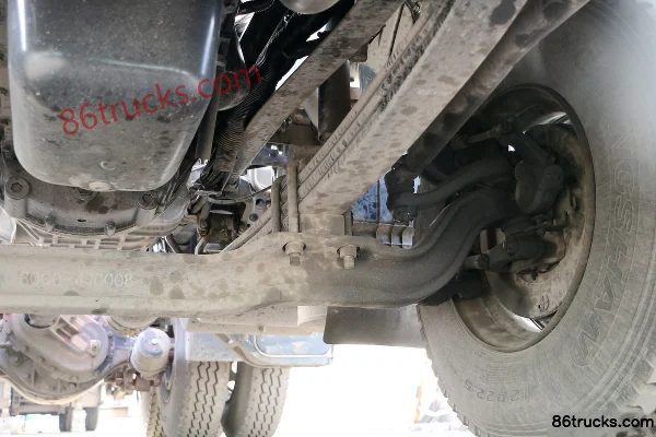 SAIC Hongyan Jieka C500 Heavy Truck Standard Load Version 350 hp 6X4(10 wheels) Tractor Truck Chassis (3) | 86Trucks