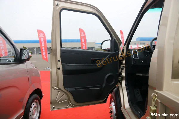 NanJun Ruishuai FN 1.8L 133 hp 4X2(6 wheels) Gasoline/CNG 3.2m Single Row Flatbed Mini Truck Cab (1) | 86Trucks
