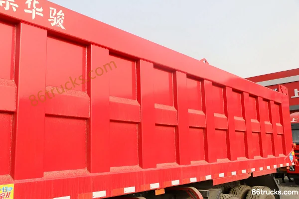 SAIC Hongyan New King Kong M500 Heavy-Duty 430hp 8X4(12 wheels) 8.6m Dump Truck Body (3) | 86Trucks