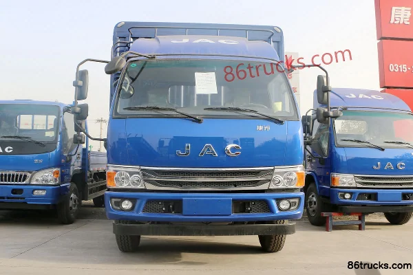 JAC New Kangling H5 cabine large 156 ch 4X2(6 roues) camion léger à ridelles 4,18 m simple cabine Extérieur (2) | 86Trucks