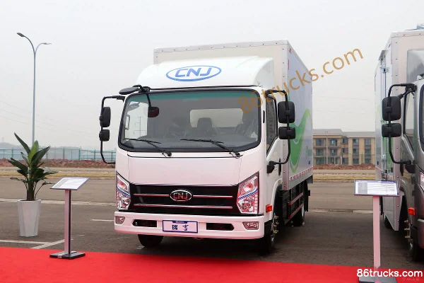 NanJun Ruiji J30EG 4.15m Single Row Extended-Range Electric Van Light Truck 77kWh 4X2(6 wheels) Exterior (3) | 86Trucks