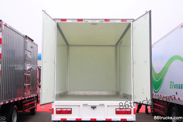 NanJun Ruijie D30EG 4.15m single-row pure electric cargo truck light truck 93kWh 4X2(6 wheels) Body (3) | 86Trucks