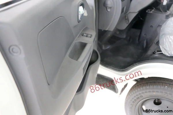 JAC Shuailing i3 3.12T 3.5m Single Row Electric Van Micro Truck 58.752kWh 4X2(6 wheels) Interior (1) | 86Trucks
