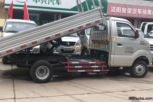 Sinotruk Wangpai W1 series 2.2L 112 hp gasoline/CNG 4X2(6 wheels) 3.5m dump truck Exterior (3) | 86Trucks