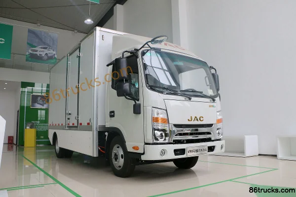 JAC Shuailing i5 4.5T 4.13m Single Row Pure Electric Van Light Truck 96.77kWh 4X2(6 wheels) Exterior (2) | 86Trucks