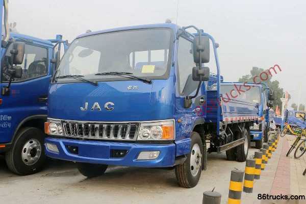 JAC Junling E5 120hp 4X2(6 wheels) 4.18m single-row flatbed light truck Exterior (2) | 86Trucks