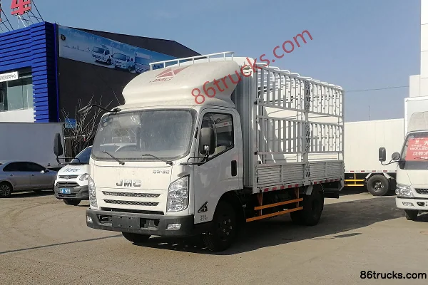 JMC Kaiyun version améliorée 116 ch 4X2(6 roues) 4,045 m camion léger à ridelles cabine simple Extérieur (2) | 86Trucks