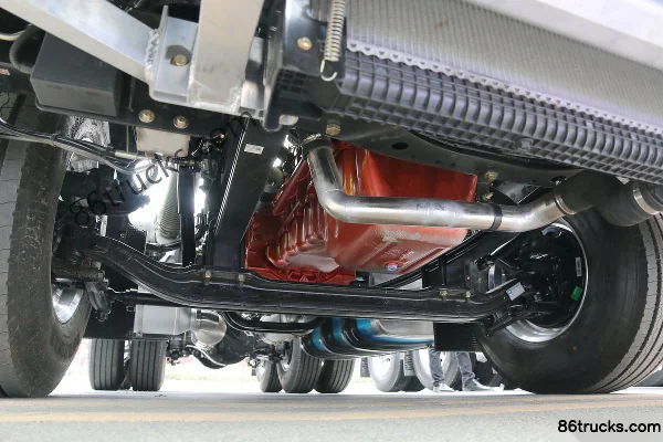 SHACMAN Commercial Vehicle XuanDe X3L 560 ch 6X4(10 roues) tracteur routier (China VI) Châssis (1) | 86Trucks