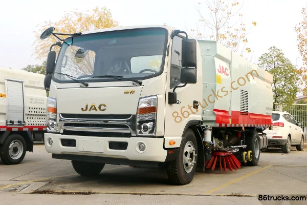 JAC Shuailing Q7 154 ch 4X2(6 roues) balayeuse-laveuse Extérieur (3) | 86Trucks