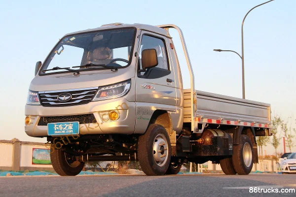 Tangjun Ouling Sailing F3 1.5L 108hp 4X2(6 wheels) gasoline/CNG 3.08m single-row flatbed micro truck Exterior (2) | 86Trucks