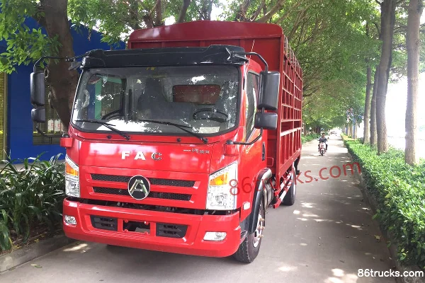 FAW Linghe Dongfang Star 160hp 4X2(6 wheels) 4.18m Single Row Stake Truck Exterior (2) | 86Trucks