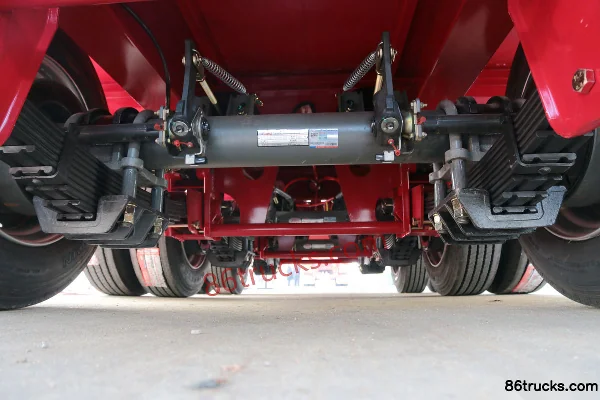 CIMC Huajun 9.5m Three-axle Large Gooseneck Dump Semi-trailer Cab (2) | 86Trucks