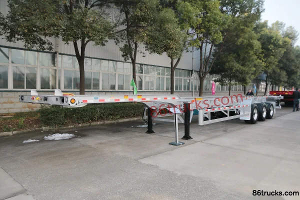 CIMC Huajun 45ft Three-axle Small Gooseneck Steel-Aluminum Frame Container Chassis Exterior