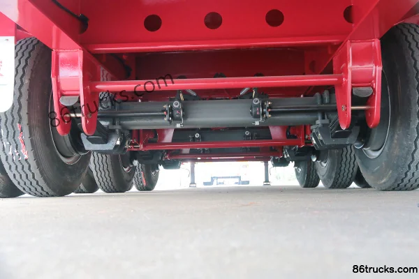CIMC Huajun 13.75m Three-axle N400 Low-bed Semi-trailer Cab (2) | 86Trucks