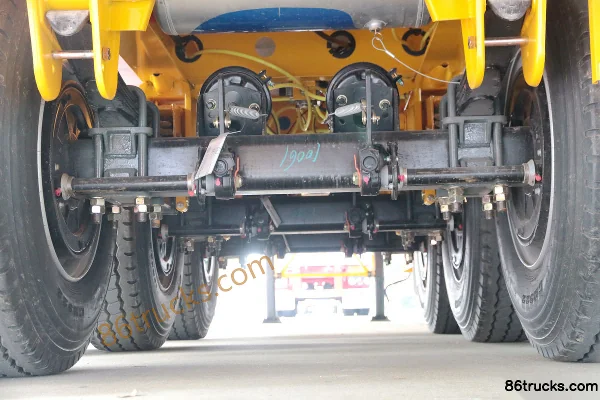 CIMC Huajun 45ft Gooseneck Container Semi-trailer Cab (2) | 86Trucks