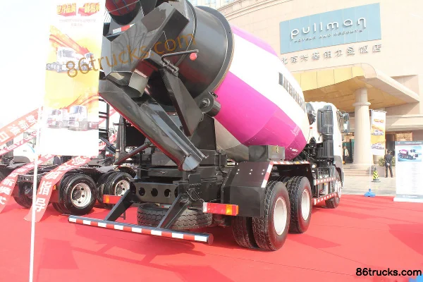 GAC HINO 700 series 350 hp 6X4(10 wheels) concrete mixer truck Chassis (1) | 86Trucks