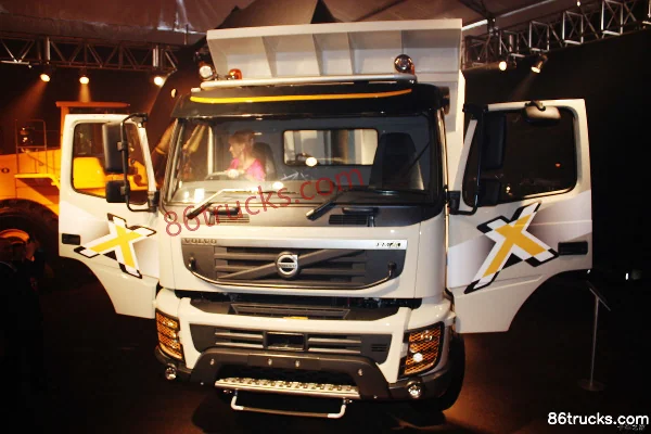 Volvo FMX Heavy Truck 420hp 8X4(12 wheels) 8.6m Dump Truck Exterior (2) | 86Trucks